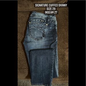 Signature cuffed skinny Miss Me jeans